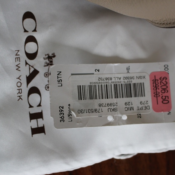 Coach - Picture 7 of 7